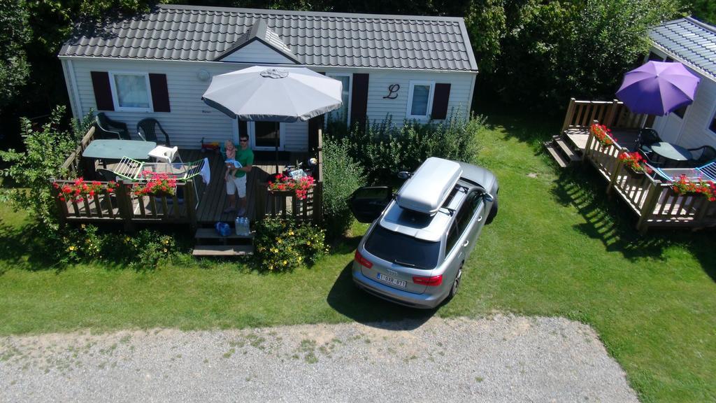 Camping Oase Praha Hotel Zlatniky  ภายนอก รูปภาพ